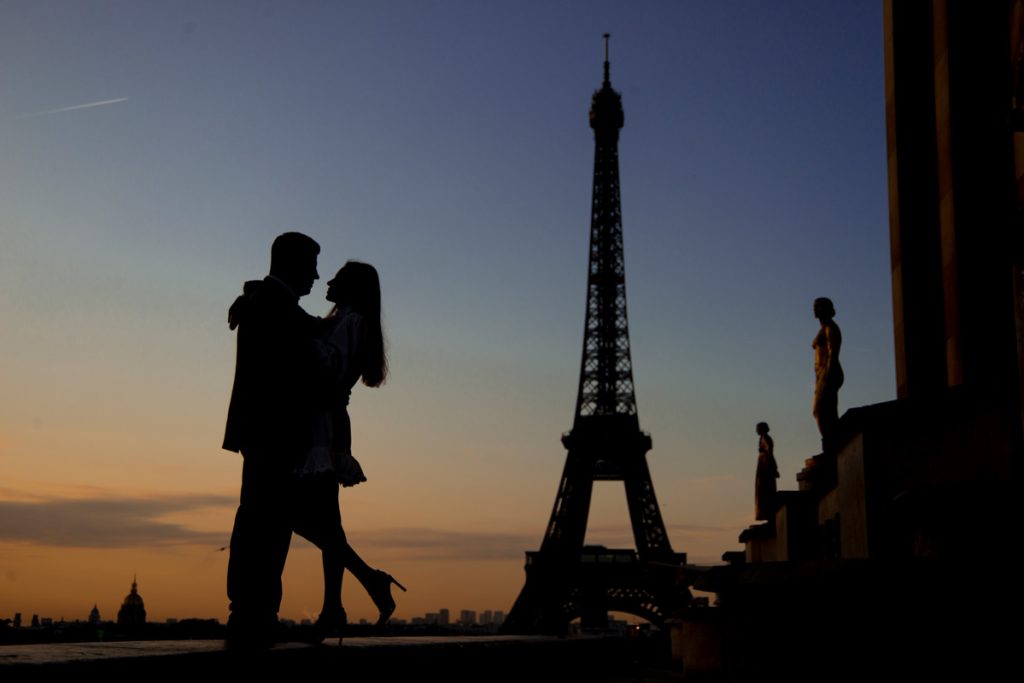 Honeymoon photos in paris 15