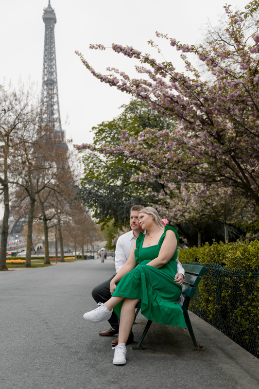 Romantic photography in paris
